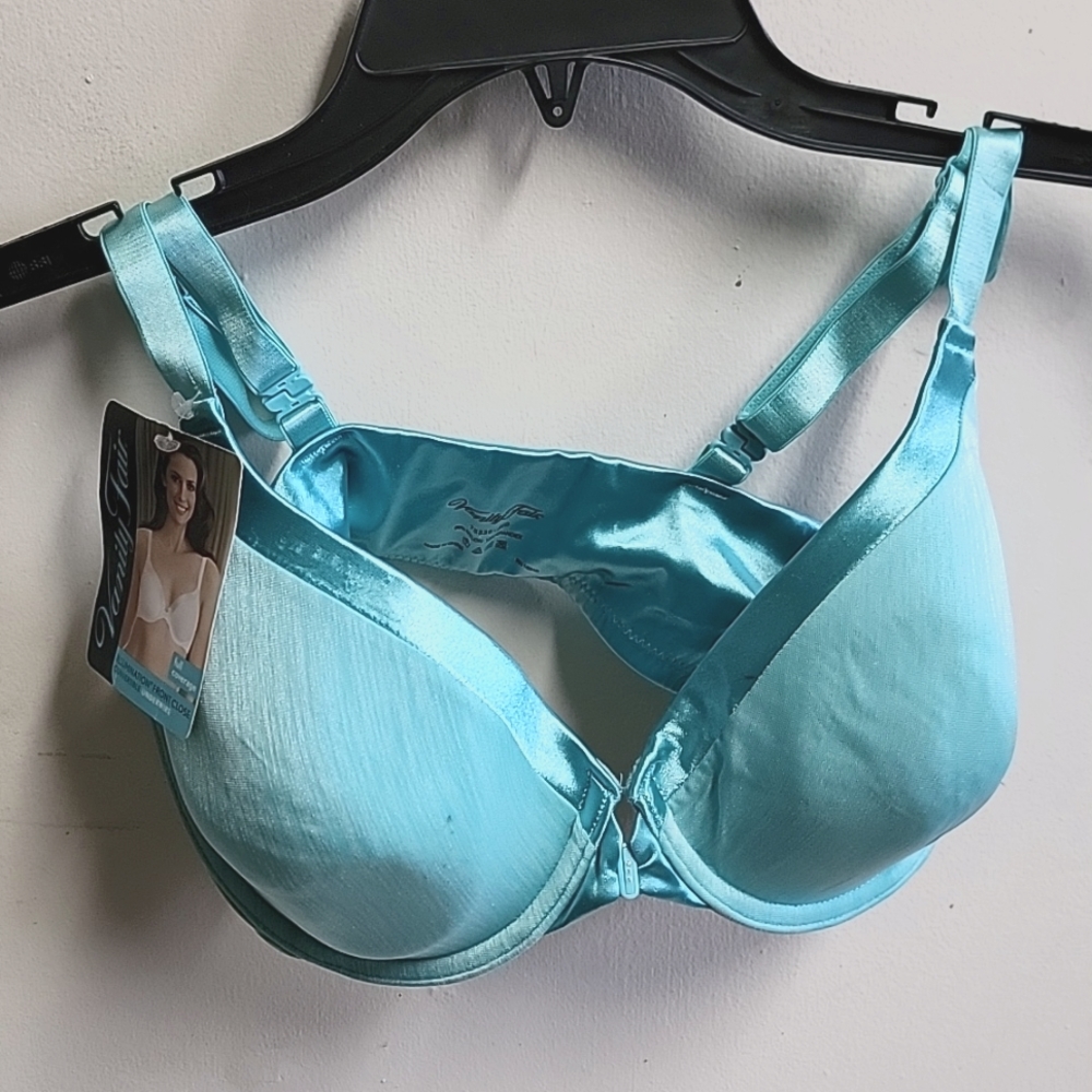 Vanity Fair lLLumination Front Close Convertible Underwire Bra